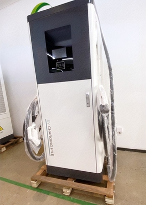 商用床に搭載された電動車充電器 DC電動車充電器 120kw~400kw BYDテスラ用