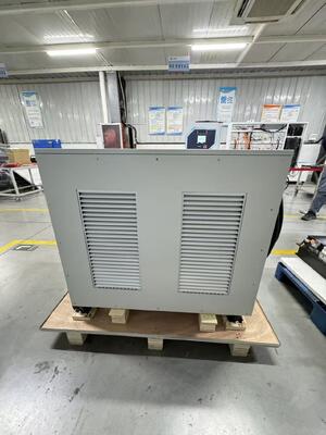 良い価格 高性能モバイルエネルギー貯蔵 パワーバンク 90kWH 95kW DC充電器 液体冷却 7mケーブル IP54 7インチタッチスクリーン CCS1 CCS2 CHAdeMO GBT テスラ充電銃 オンライン