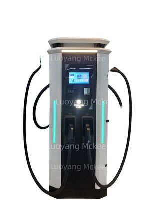 良い価格 MCKEE 120kW デュアルポート DC EV急速充電器、マルチスタンダードコネクタとOCPP1.6Jを備えた商業用充電ステーション オンライン