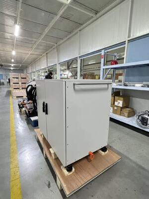 良い価格 モバイルエネルギー貯蔵 DC急速充電器 60kW 65kWh 液冷 IP54 緊急充電ステーション オンライン