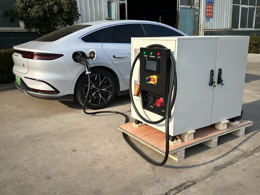 良い価格 120kW 100kWh モバイル EV 充電器液体冷却ポータブルエネルギー貯蔵 DC 急速充電ステーション オンライン