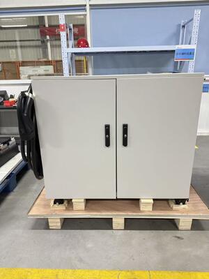 良い価格 80kW 90kWhモバイルEV充電器液体冷却ポータブルエネルギー貯蔵DC急速充電ステーション オンライン