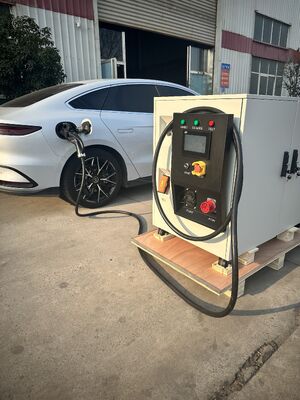 良い価格 60kW 76kWhモバイルEV充電器液体冷却ポータブルエネルギー貯蔵DC急速充電ステーション オンライン