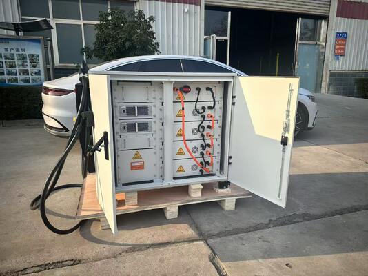 良い価格 60kW モバイルエネルギー貯蔵 DC EV充電器 65kWh 液冷 150A 7mケーブル CCS1 CCS2 CHAdeMO GBT オンライン